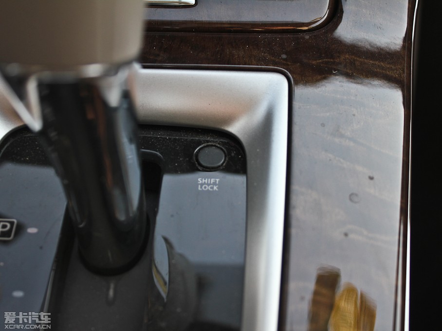 2012��܎�� 1.6XL CVT���A��