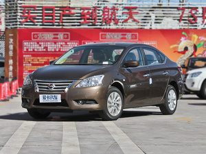 2012款1.8XE CVT舒适版 左前45度