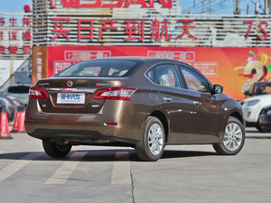 2012款1.8XE CVT舒适版 整体外观