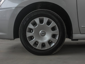 2012款1.6XE 手动舒适版 细节外观