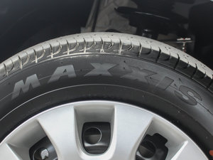 2012款1.6XE 手动舒适版 轮胎品牌