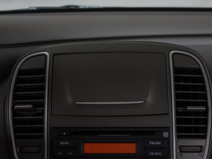 2012款1.6XE 手动舒适版 中控区