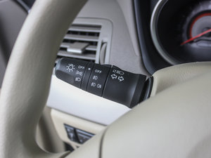 2012款1.6XE 手动舒适版 中控区