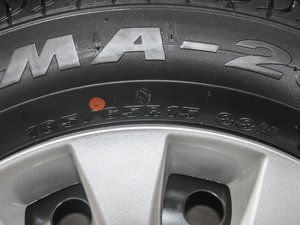 2012款1.6XE 手动舒适版 轮胎尺寸