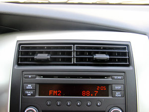 2013款1.6XE CVT舒适版 空调出风口