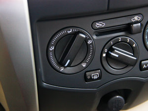 20131.6XE CVTm п؅^