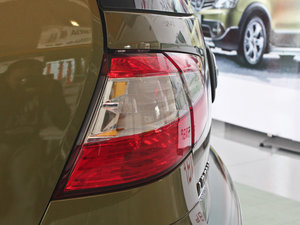 2013J 1.6XV CVTA (ji)^