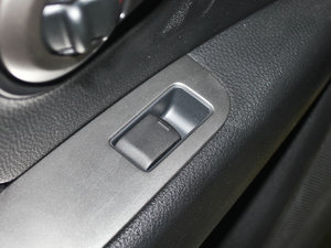 2013J 1.6XV CVTA п؅^(q)