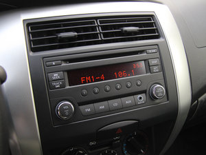 2013款1.6XE 手动舒适版 中控台显示屏