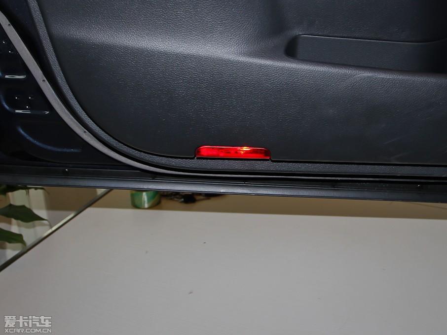 2013[ 2.5XL NAVI-Tech 