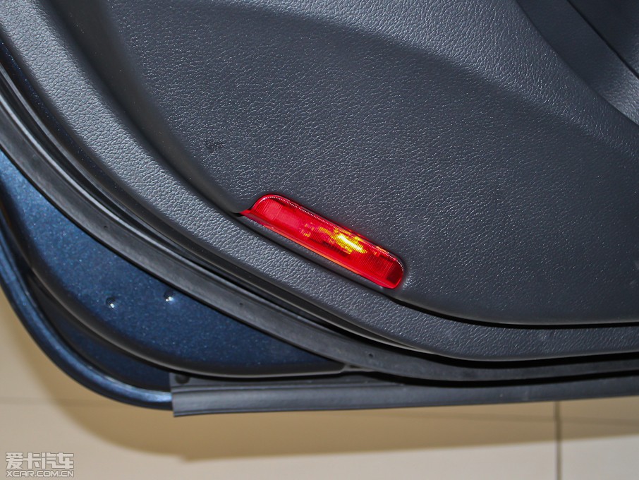 2013[ 2.5XL NAVI-Tech 