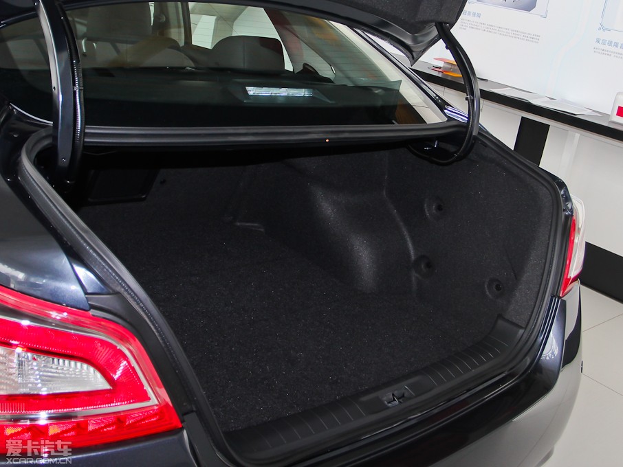 2013[ 2.5XL NAVI-Tech 