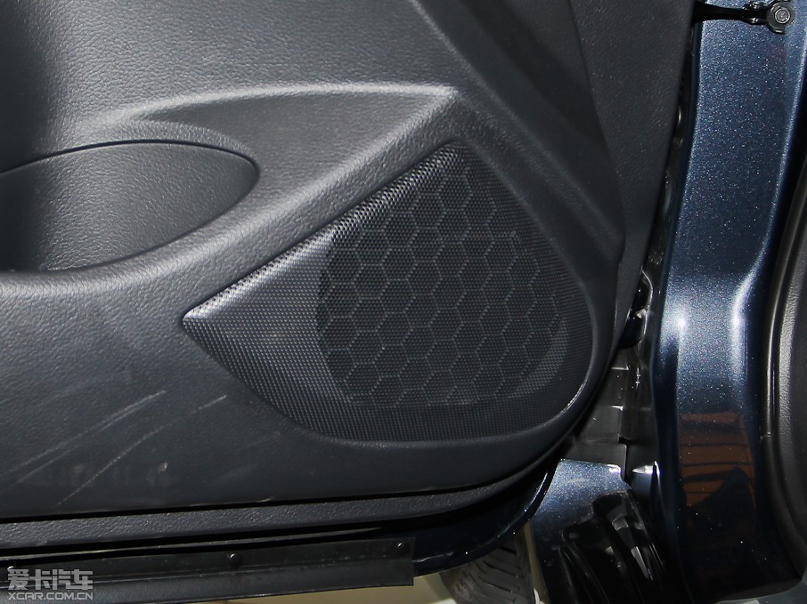 2013[ 2.5XL NAVI-Tech 