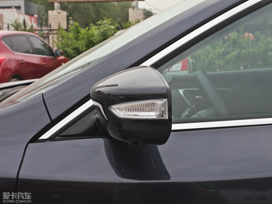 2013[ 2.5XL NAVI-Tech 