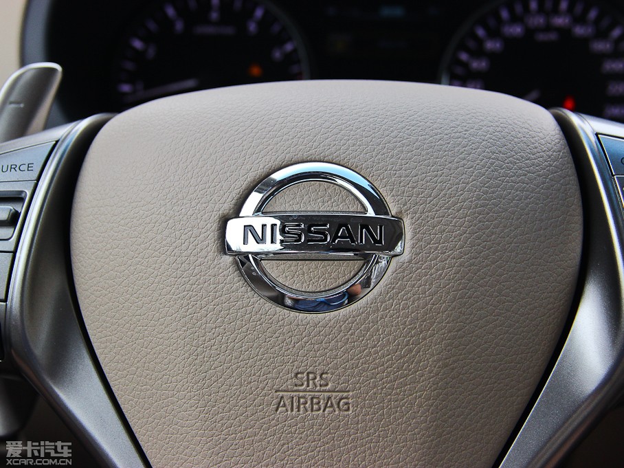 2013[ 2.5XL-NAVI A