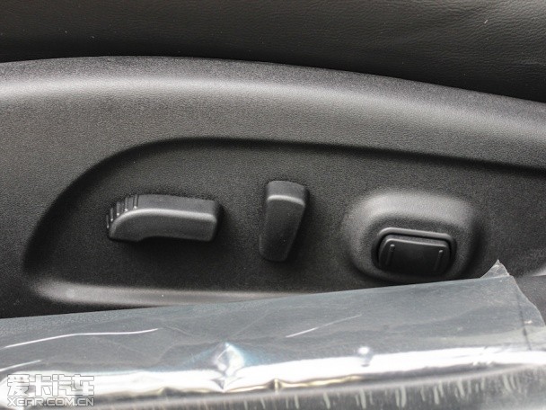 東風日產2013款天籟