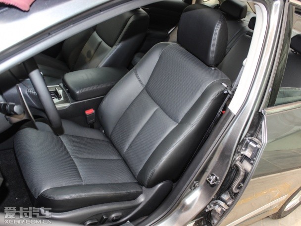 東風日產2013款天籟