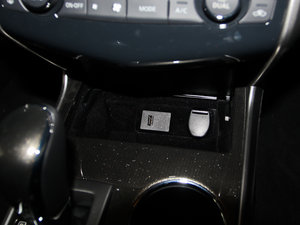 20132.5XL NAVI-Tech  g