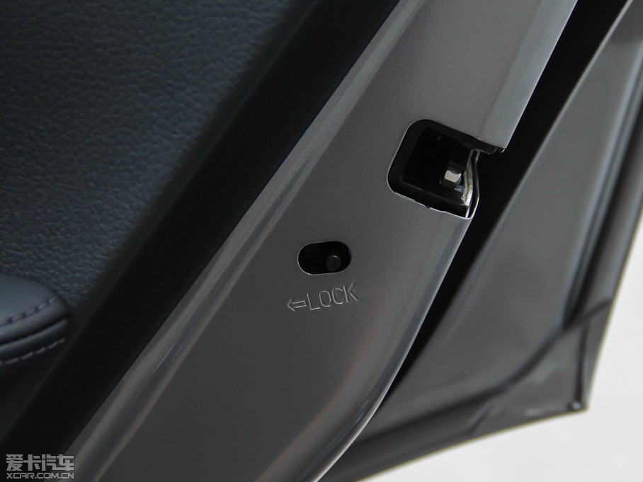 2014E 2.5L CVT(q)I(lng)Ȱ