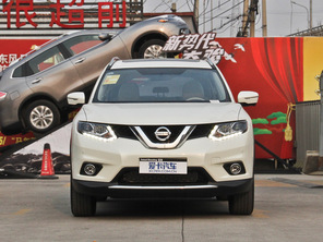 東風(fēng)日產(chǎn)2014款奇駿