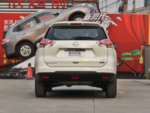 東風日產2014款奇駿