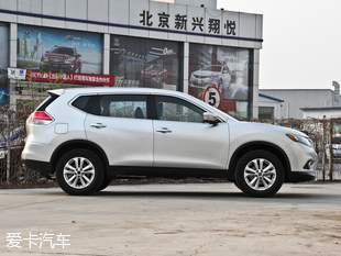 東風日產2014款奇駿