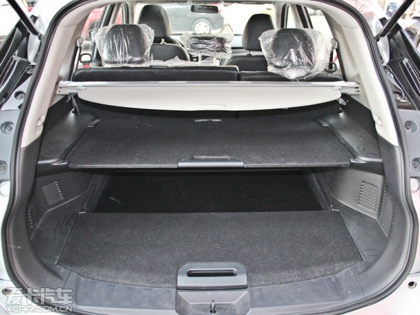 東風日產2014款奇駿