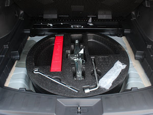 2014款2.5L CVT四驱豪华版 其它