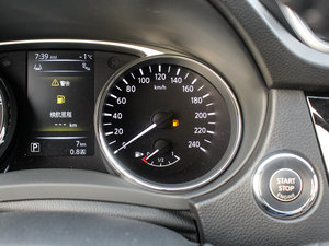 2014款2.5L CVT四驱尊享版 中控区