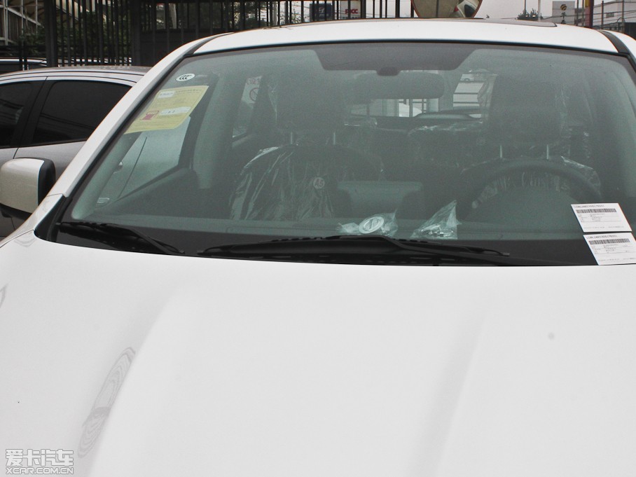 2013���п� 2.0XV CVT���(��)