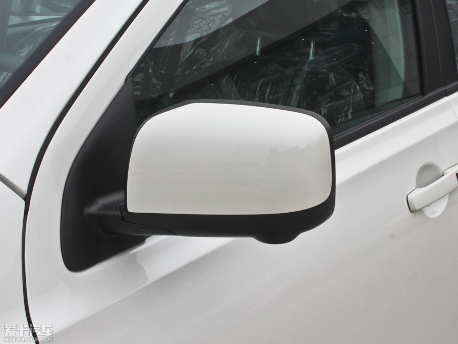 2013���п� 2.0XV CVT���(��)