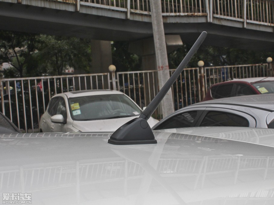 2013���п� 2.0XV CVT���(��)