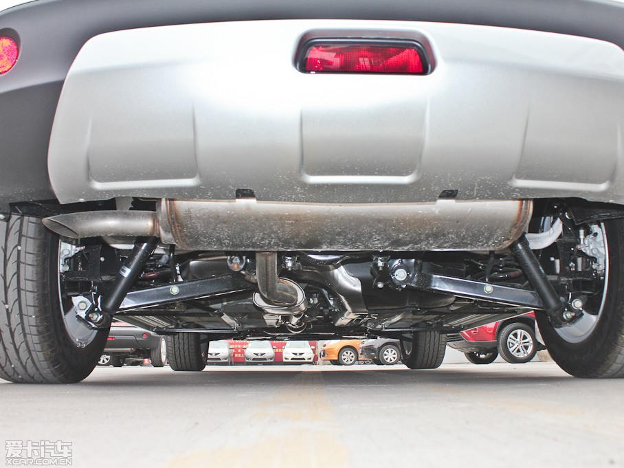 2013���п� 2.0XV CVT���(��)