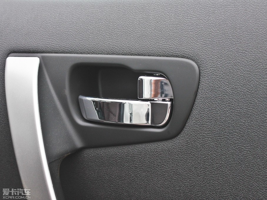 2013���п� 2.0XV CVT���(��)