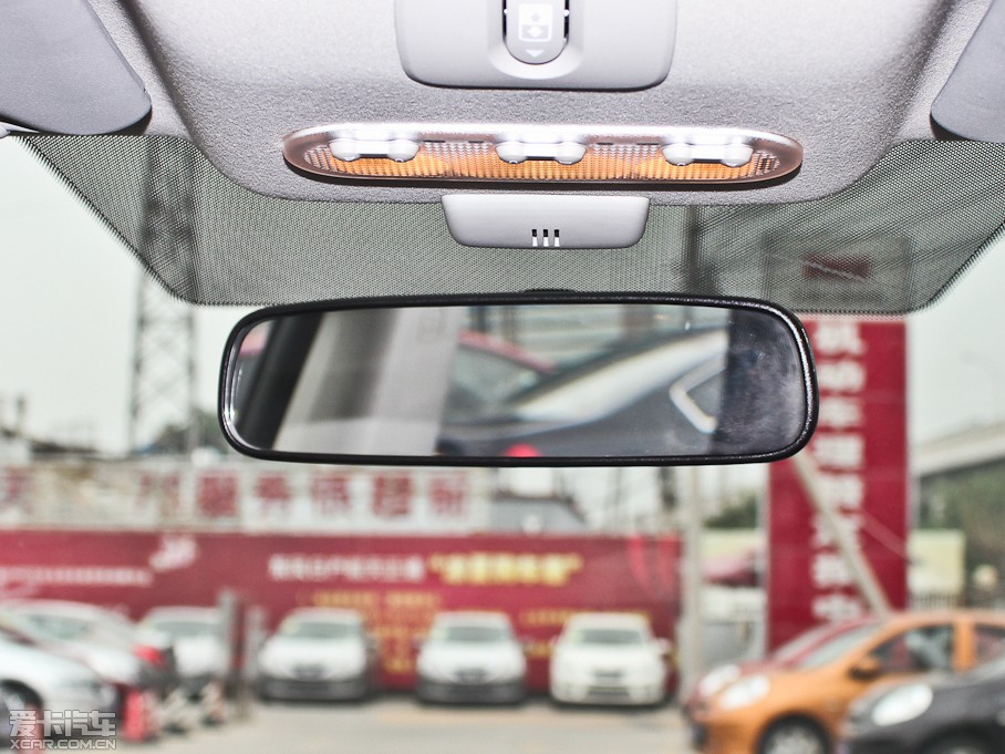 2013���п� 2.0XV CVT���(q��)(��)