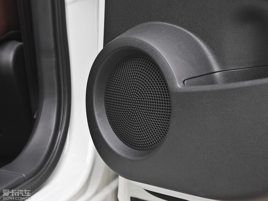 2013���п� 2.0XV CVT���(��)