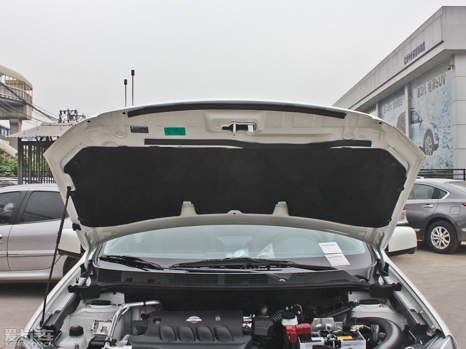 2013���п� 2.0XV CVT���(��)