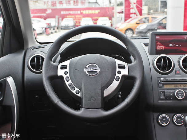 東風日產2013款逍客