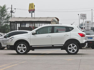 2013款2.0XV CVT两驱(炫) 正侧（左）