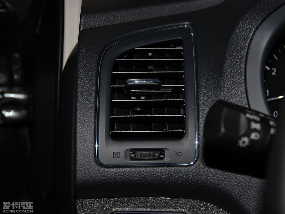 2014[  2.5XV VIPI(lng)