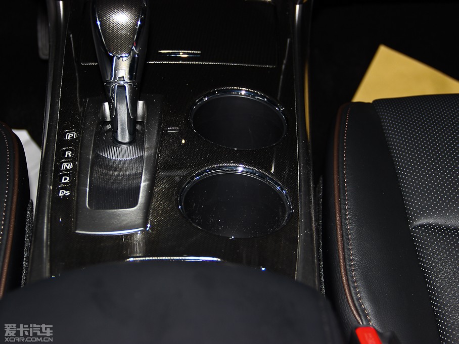 2014[  2.5XV VIPI(lng)