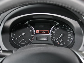 東風日產2014款天籟