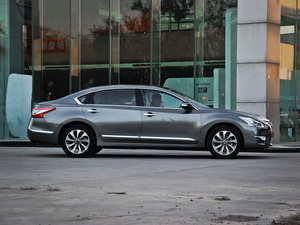 2014 2.5XV VIPI w^