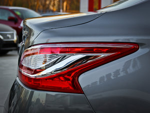 2014 2.5XV VIPI ^