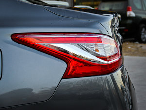 2014 2.5XV VIPI ^