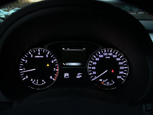 2014 2.5XV VIPI(lng) п؅^(q)