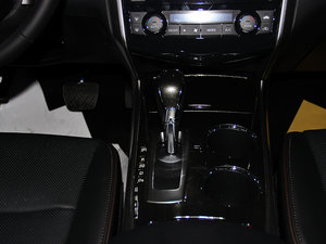 2014 2.5XV VIPI п؅^