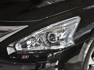 2014 2.5XV VIPI ^