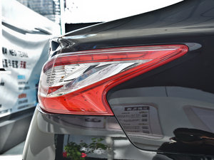 2014 2.5XV VIPI ^