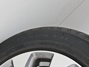 2014 2.5XV NAVIŰ ^